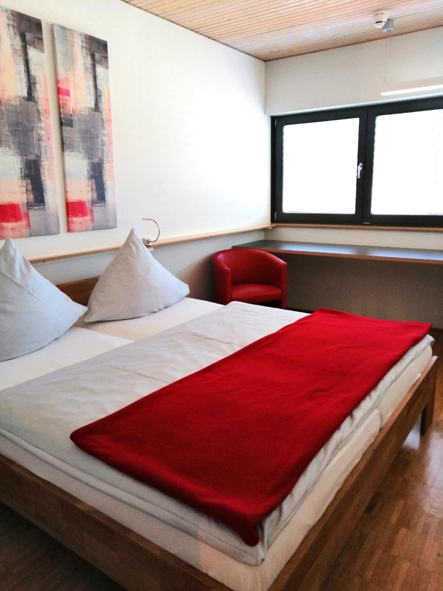 Bed & Breakfast Rotes Haus Uberlingen Buitenkant foto